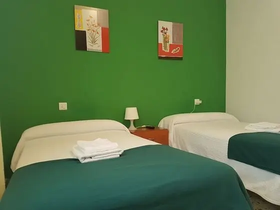 İki Ayrı Yataklı Oda