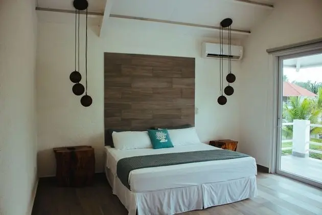 Luxury Ev, 5 Yatak Odası, Kanal Manzaralı, Okyanusa Sıfır