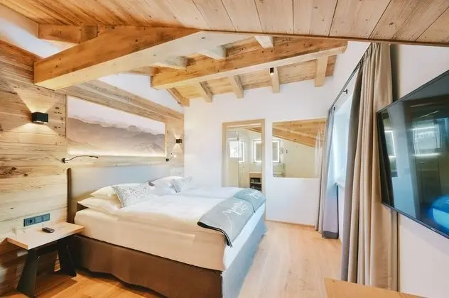 Tek Büyük Yataklı Oda