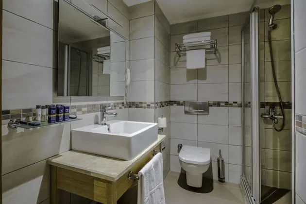 Standart çift kişilik oda