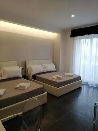 Deluxe Dört Kişilik Oda