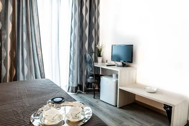 Tek Büyük Yataklı Oda, Özel Banyo (Riga)