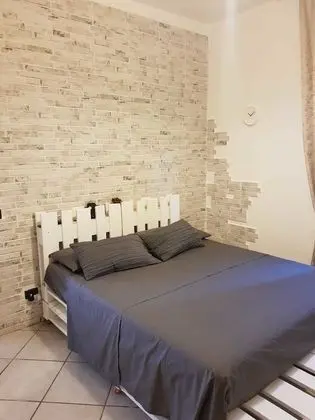 Tek Büyük Yataklı Oda, Ortak Banyo