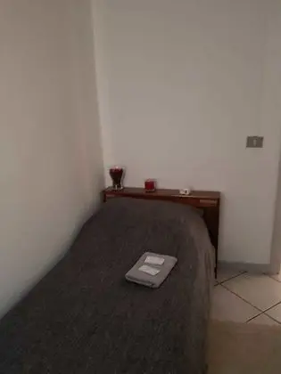 Tek Kişilik Oda, Ortak Banyo