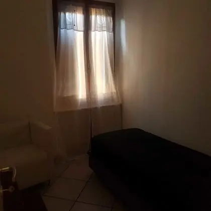 Tek Kişilik Oda, Ortak Banyo