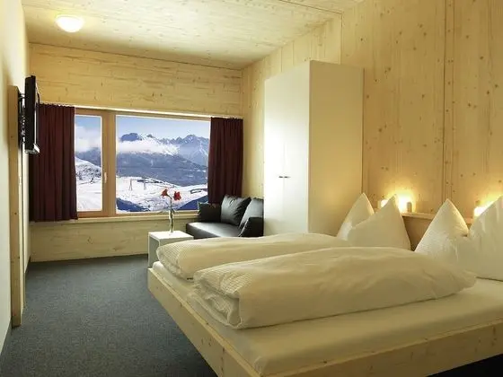 Standard Tek Büyük Yataklı Oda, Manzaralı