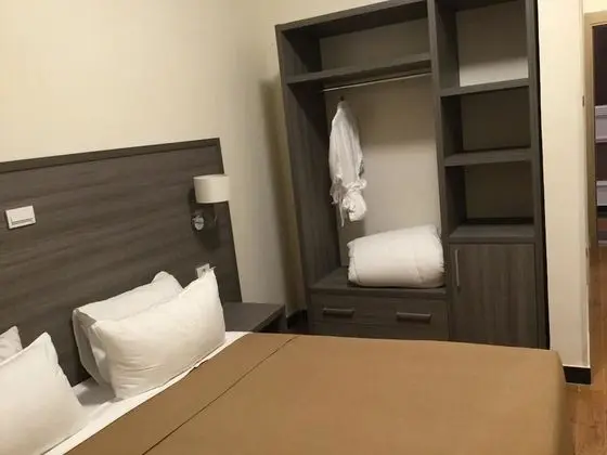 Standard Tek Büyük Yataklı Oda
