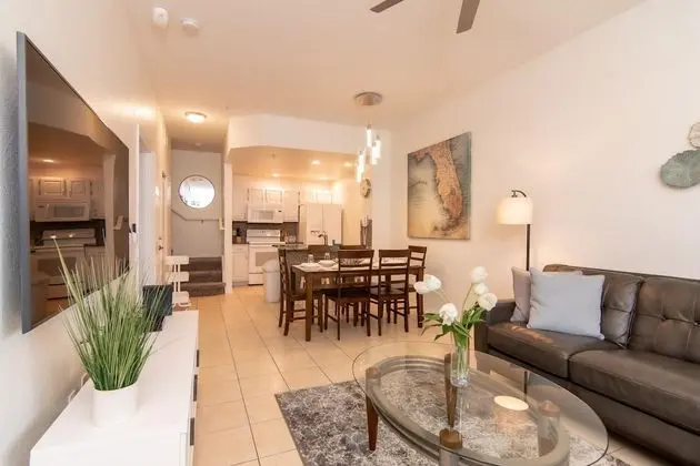 Ev (Venetian Bay Community, pools, spa, b)