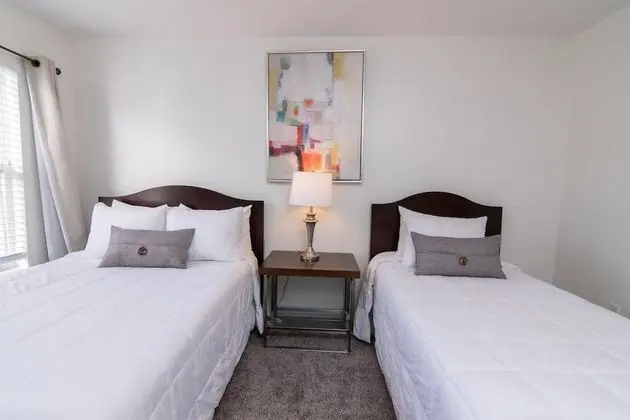 Ev (Venetian Bay Community, pools, spa, b)