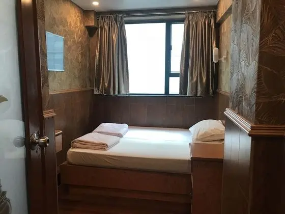 Comfort Tek Büyük Yataklı Oda