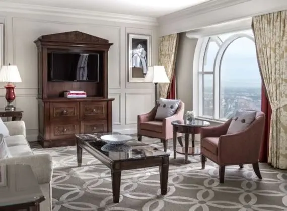 Grand Süit, 1 En Büyük (King) Boy Yatak (Prestige Club Lounge)