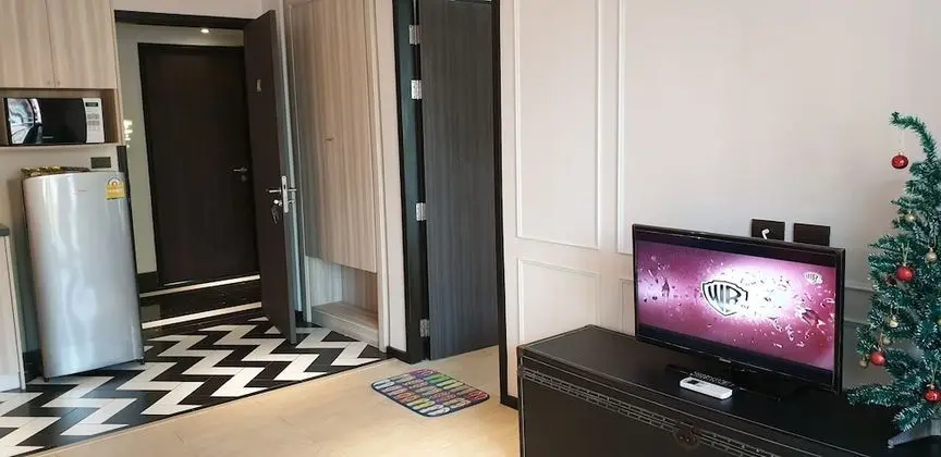 One Bedroom with Pool View