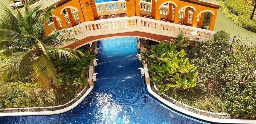 One Bedroom with Pool View