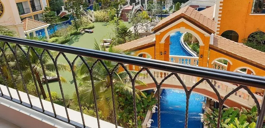 One Bedroom with Pool View