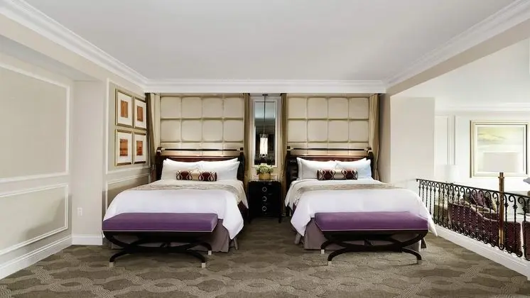 Prestige Club Lounge Luxury Two Queen Suite