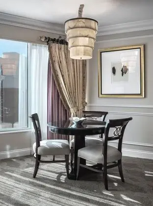 Prestige Club Lounge Luxury Two Queen Suite