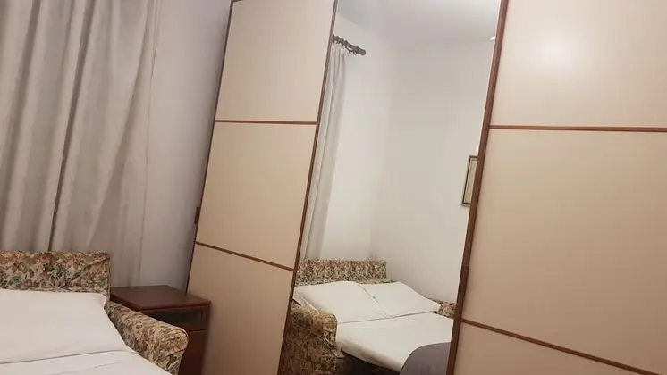 Üç Kişilik Oda, Bahçe Manzaralı