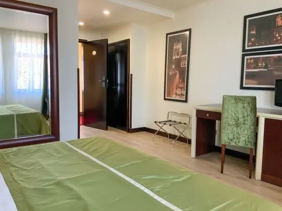 Superior Tek Büyük Yataklı Oda