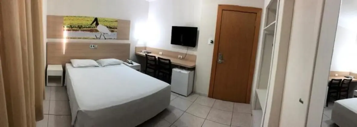 Standard Tek Büyük Yataklı Oda
