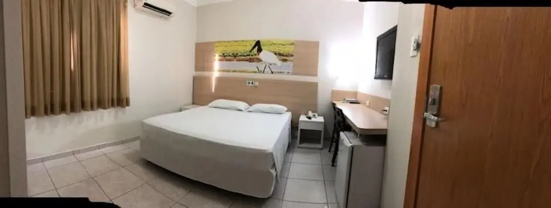 Standard Tek Büyük Yataklı Oda