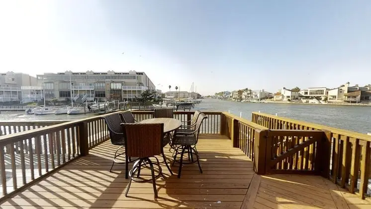 Ev, Birden Çok Yatak, Balkon