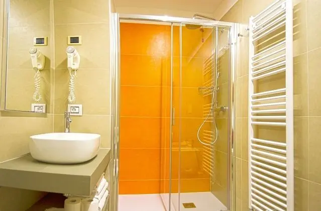 Standard Tek Büyük veya İki Ayrı Yataklı Oda, Dağ Manzaralı