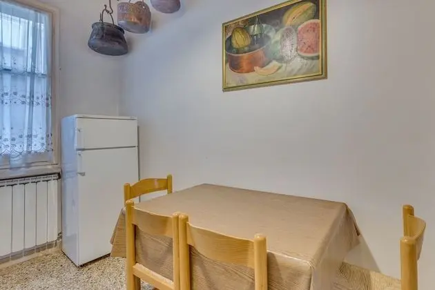 Odada yemek servisi