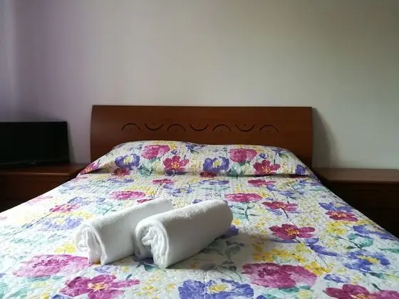 Tek Büyük Yataklı Oda, Ortak Banyo