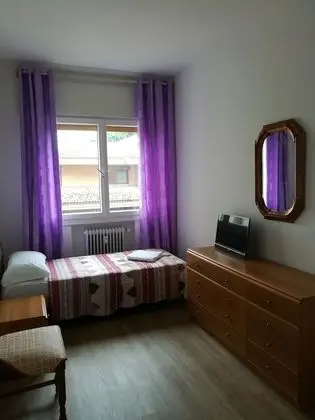 Tek Kişilik Oda, Ortak Banyo