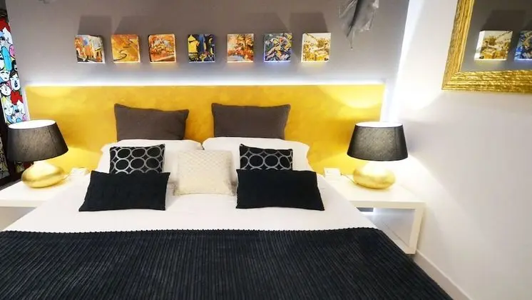 Comfort Tek Büyük veya İki Ayrı Yataklı Oda