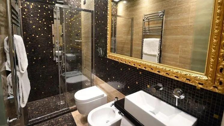 Comfort Tek Büyük veya İki Ayrı Yataklı Oda