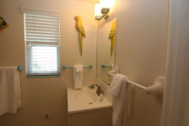 Standard 2 Bedroom, Kitchen