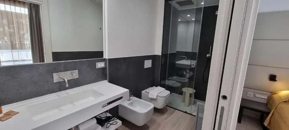 Tek Büyük veya İki Ayrı Yataklı Oda