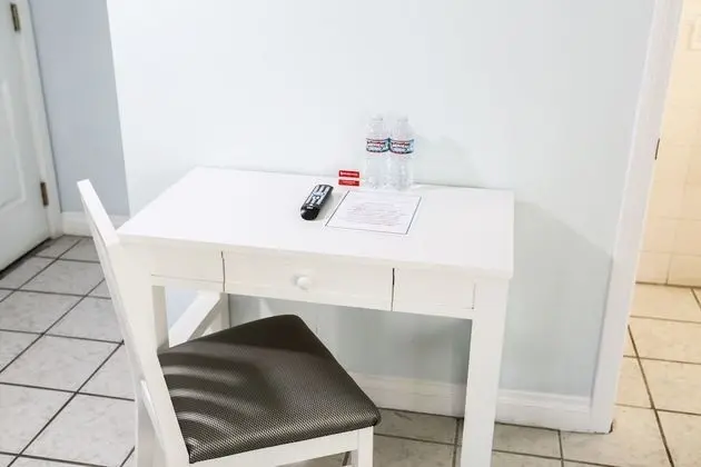 Deluxe Tek Büyük Yataklı Oda, 2 Çift Kişilik Yatak, Sigara İçilmez