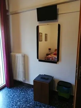 Classic Tek Büyük Yataklı Oda, 1 En Büyük (King) Boy Yatak, Ortak Banyo, Bahçe Manzaralı