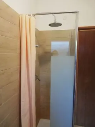 Classic Üç Kişilik Oda, Birden Çok Yatak, Ortak Banyo, Park Manzaralı