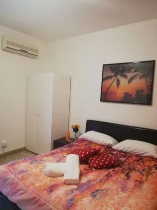 Deluxe Tek Büyük Yataklı Oda, 1 En Büyük (King) Boy Yatak, Ortak Banyo, Şehir Manzaralı