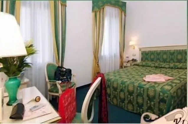 Tek Kişilik Oda
