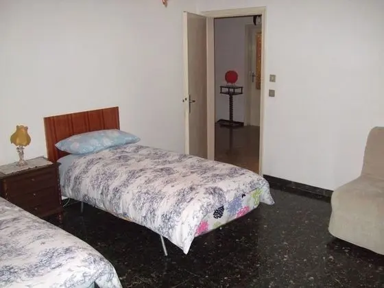Tek Büyük veya İki Ayrı Yataklı Oda, 2 Tek Kişilik Yatak, Ortak Banyo