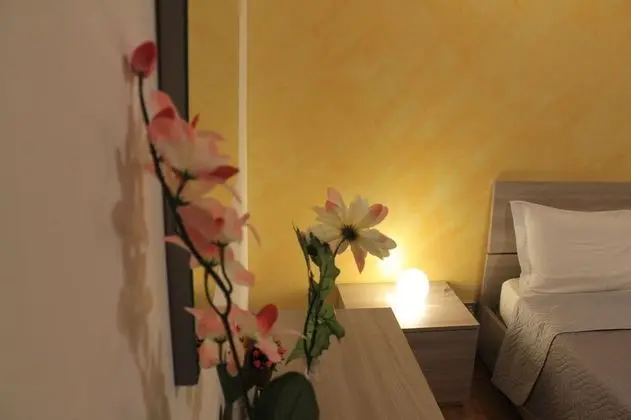 Tek Büyük Yataklı Oda, Ortak Banyo, Şehir Manzaralı