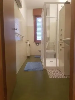 Tek Büyük Yataklı Oda, Ortak Banyo, Şehir Manzaralı