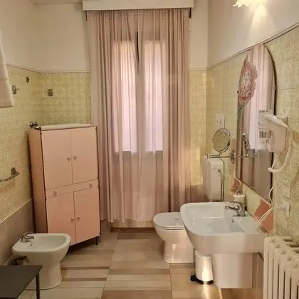 Deluxe Dört Kişilik Oda, Kanal Manzaralı