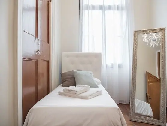 Apart Daire, 3 Yatak Odası (Riva 6 Check-in online)