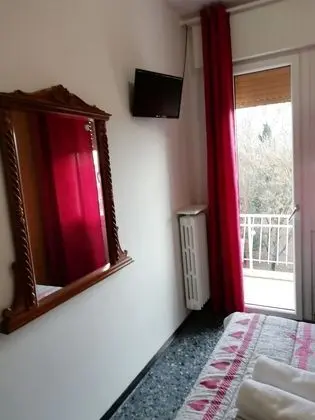 Tek Büyük Yataklı Oda, Balkon