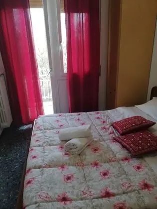 Tek Büyük Yataklı Oda, Balkon