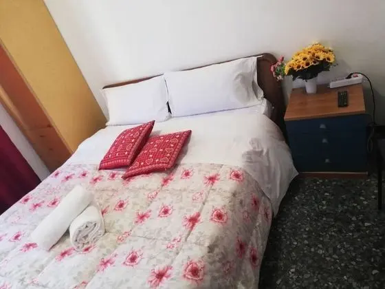 Tek Büyük Yataklı Oda, Balkon
