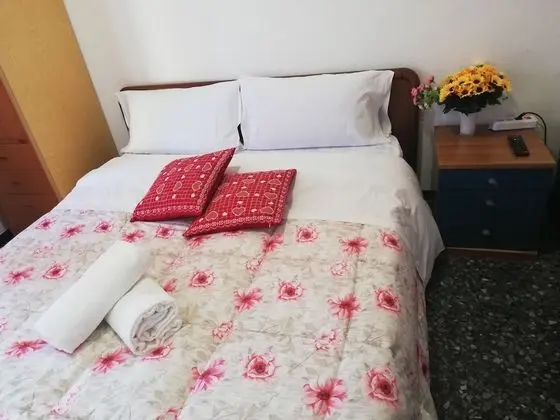 Tek Büyük Yataklı Oda, Balkon