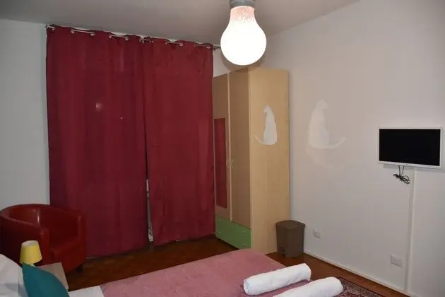Tek Büyük Yataklı Oda, 1 Büyük (Queen) Boy Yatak, Ortak Banyo