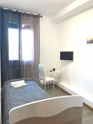 Tek Kişilik Oda, Ortak Banyo