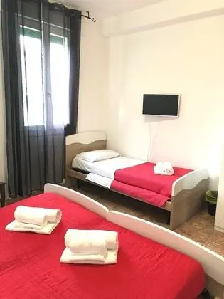 Üç Kişilik Oda, Ortak Banyo